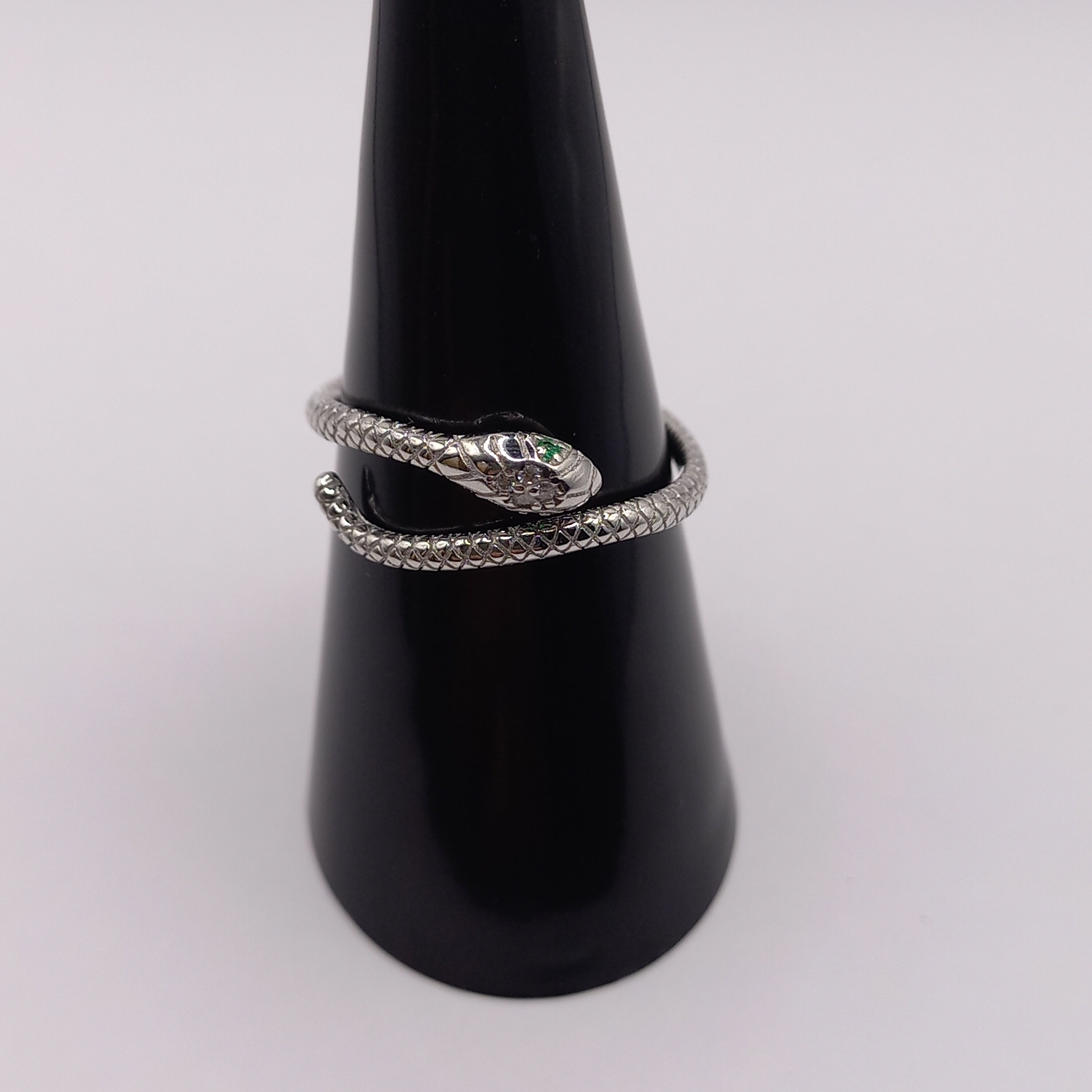 Anillo Ajustable de Serpiente de Plata.