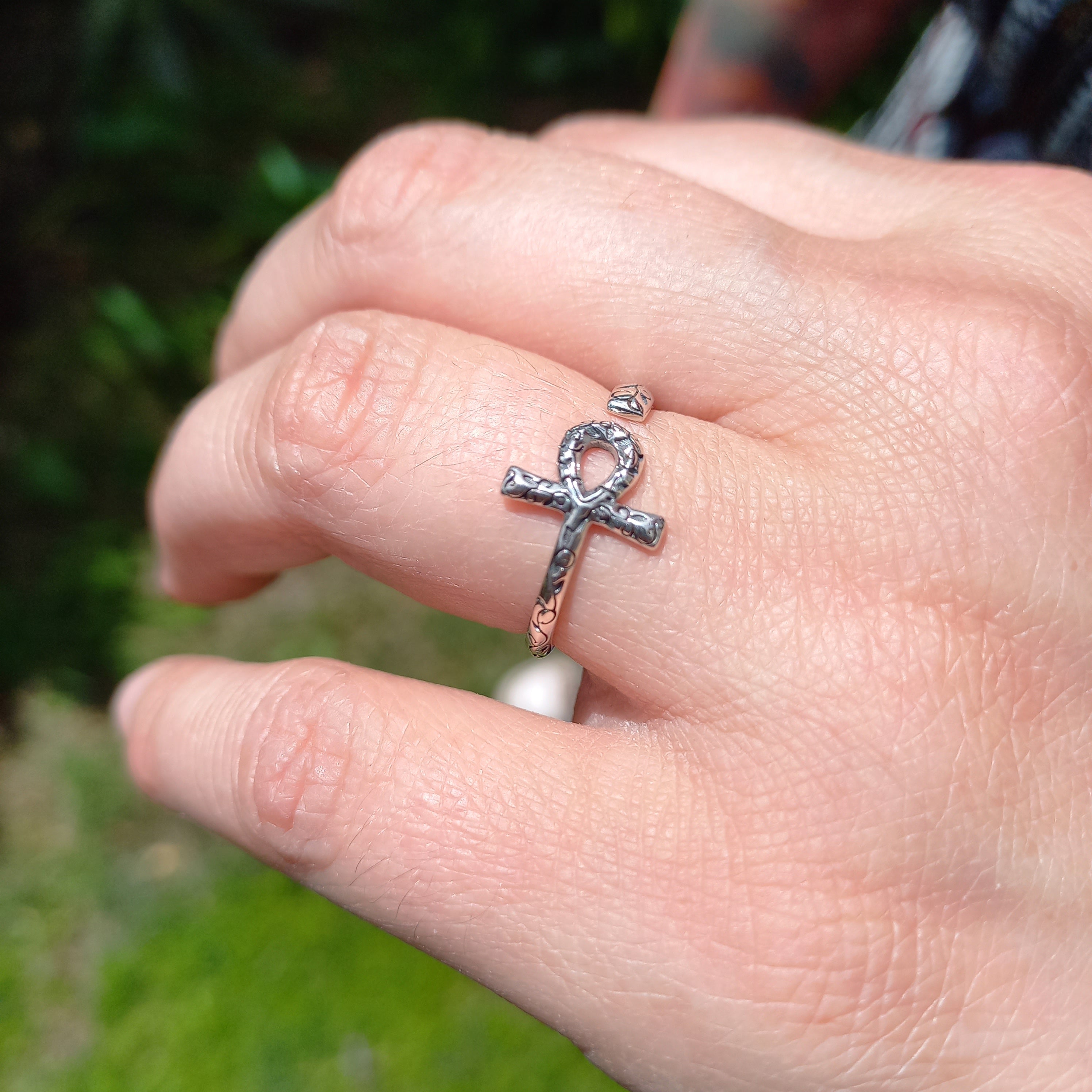 Anillo Ajustable Plata 925 Cruz de Ankh.