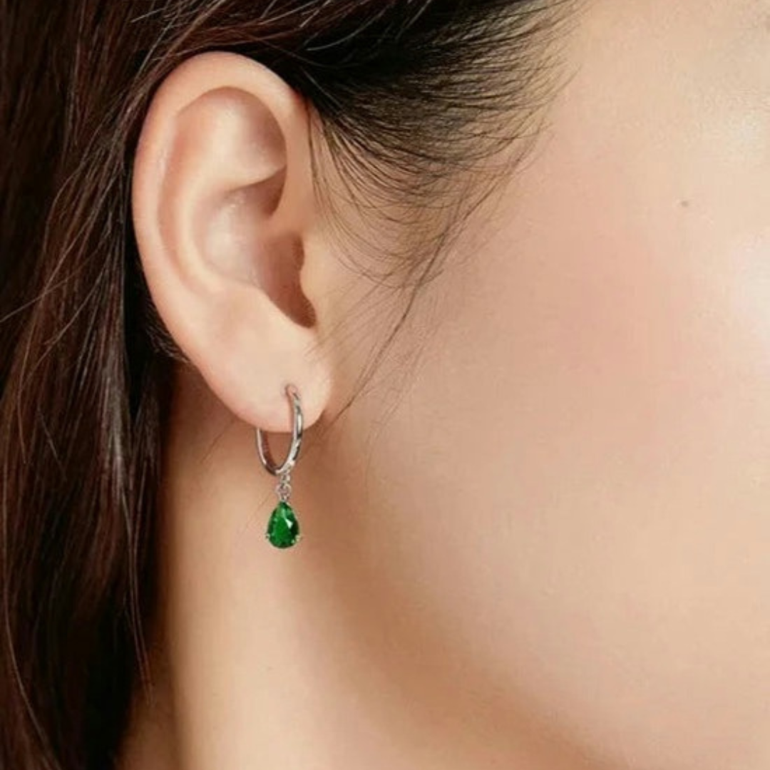 Aros Colgantes Con Forma De Gotas De Plata.