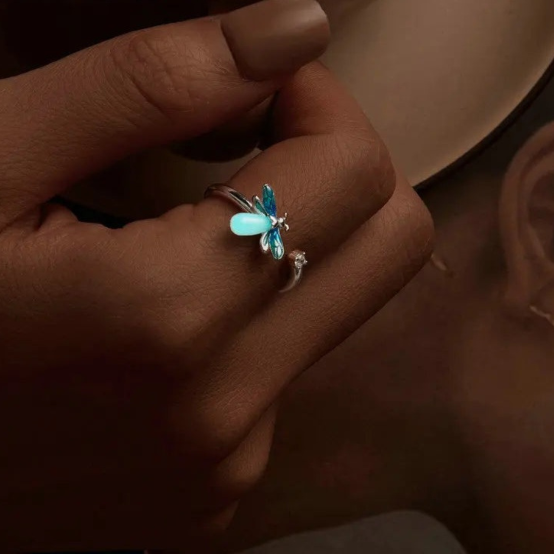 Anillo Ajustable Luciérnaga De Plata.