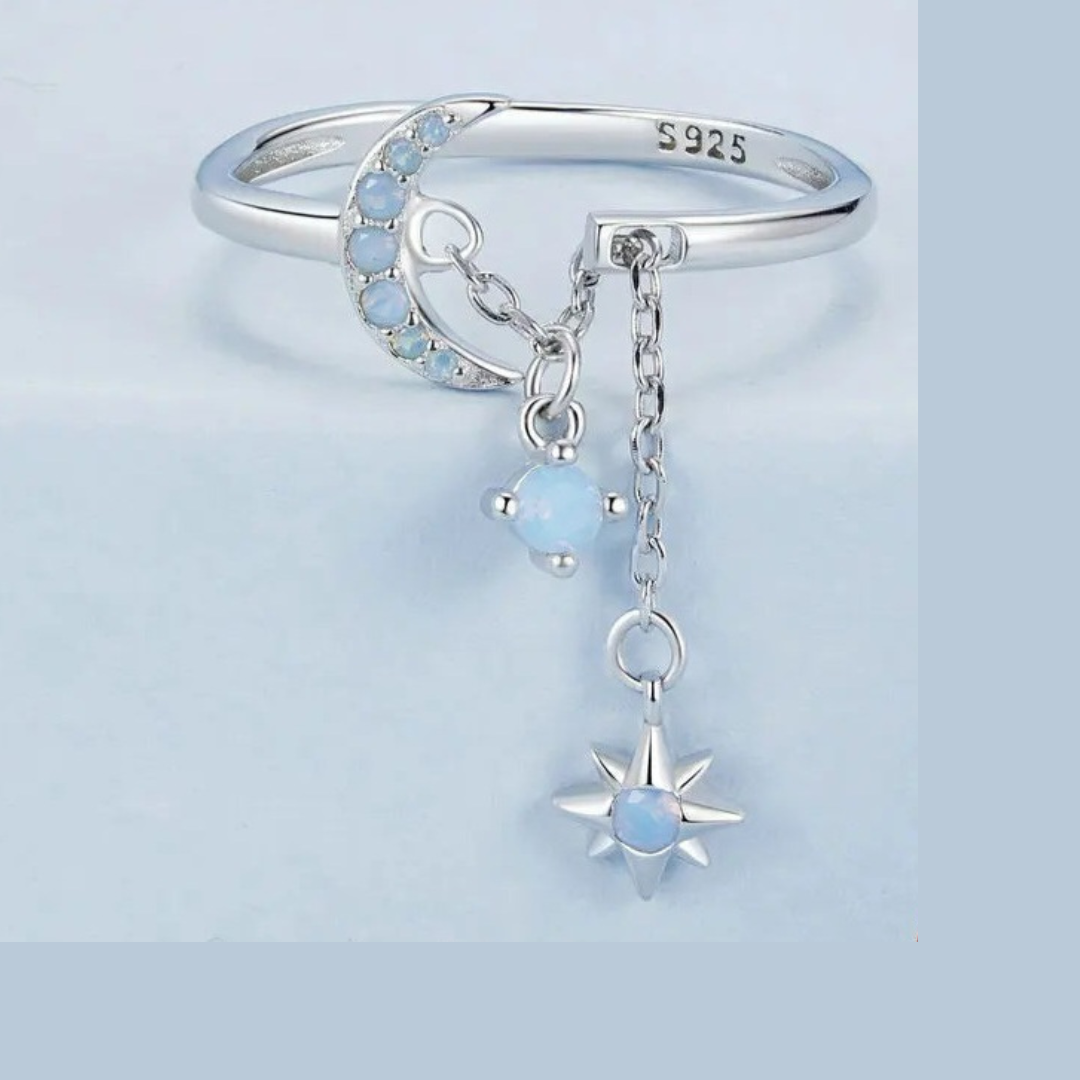 Anillo Ajustable De Plata Con Circón Diseño De Luna Y Estrella.