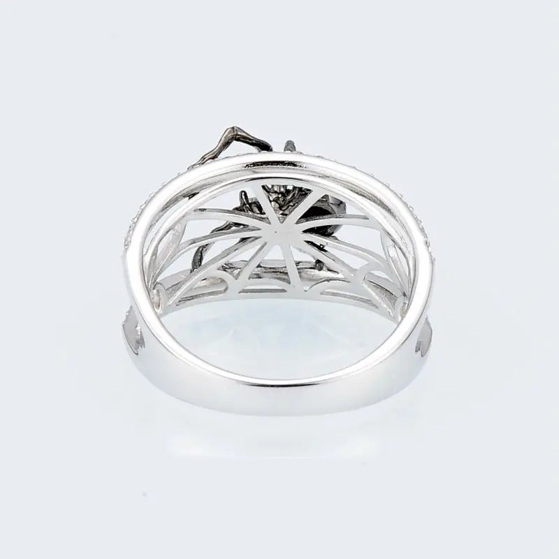 Anillo Diseño Araña Con Circones De Plata.