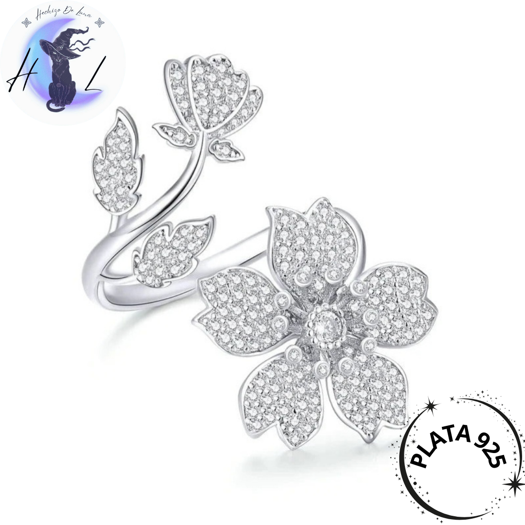 Anillo Ajustable De Flor De Sakura Con Circones De Plata.