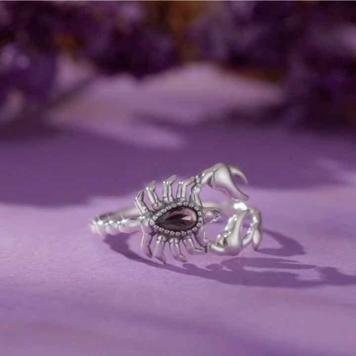 Anillo Ajustable de Escorpión de Plata.