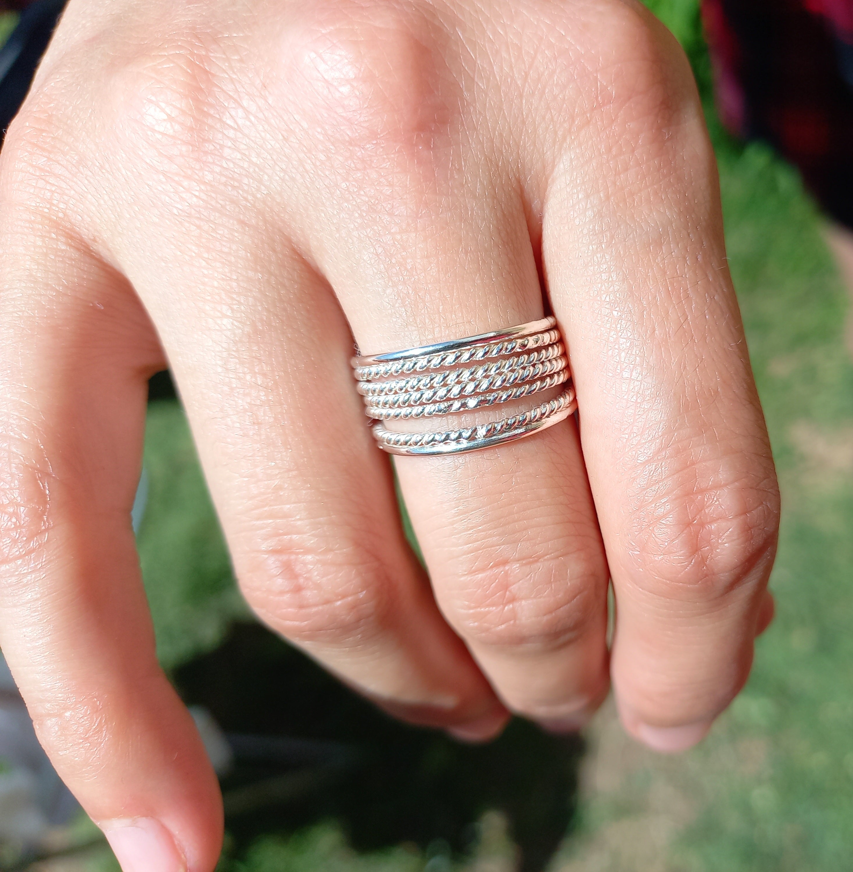 Anillo Semanario de Plata.