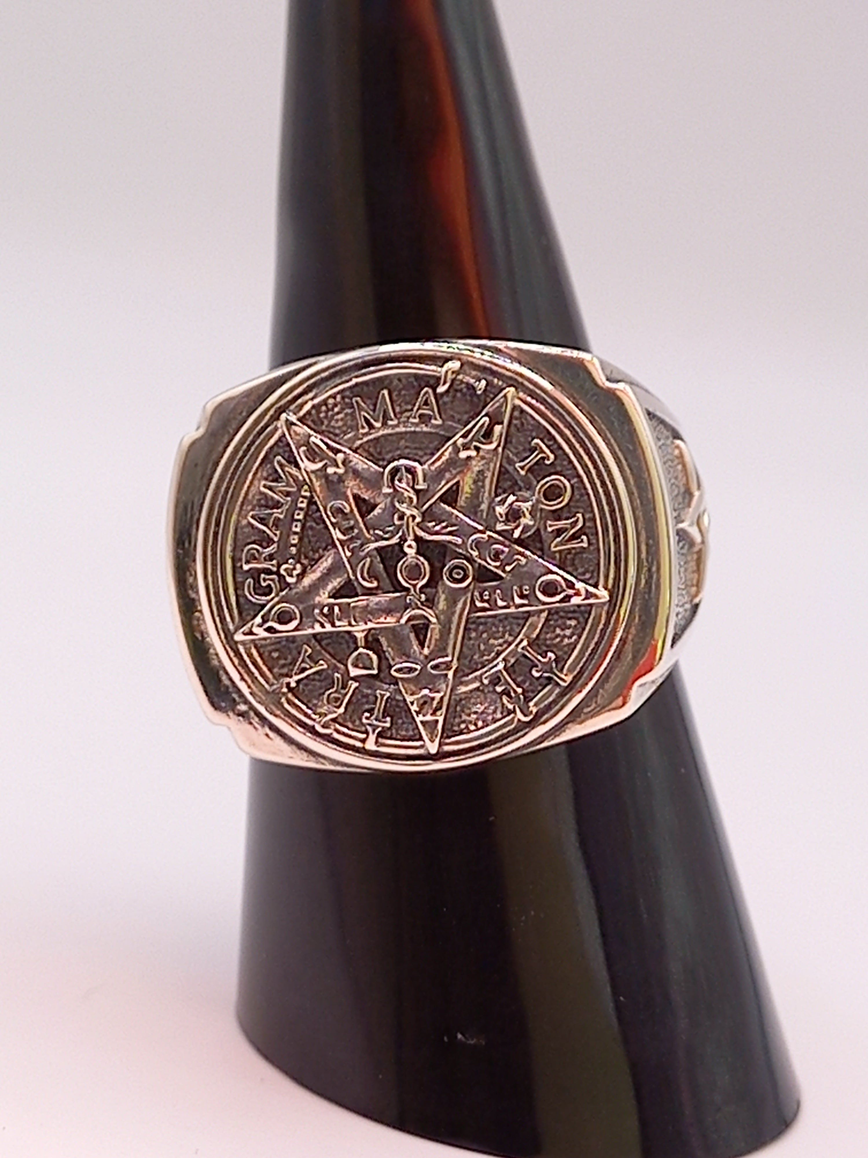 Anillo Tetragrámaton Ajustable de Plata.