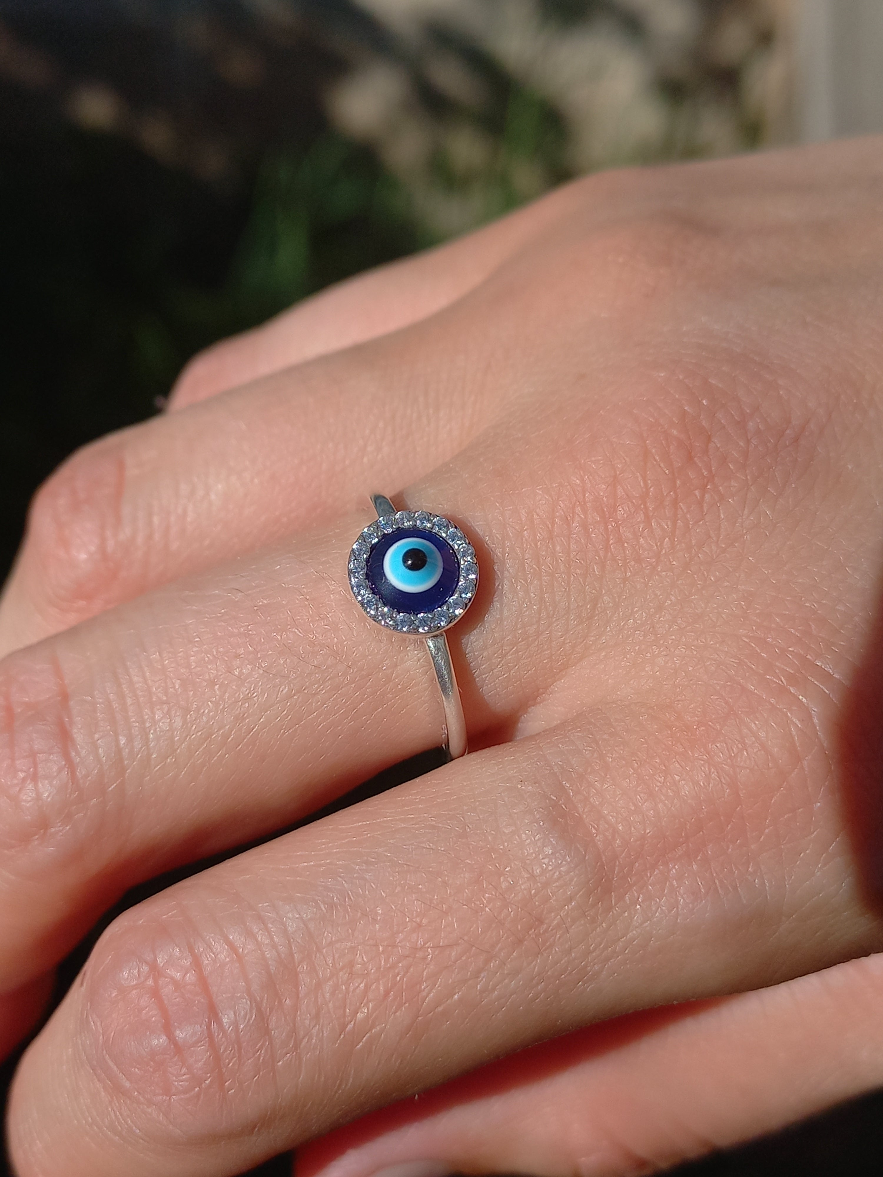 Anillo Ojo Turco Ajustable de Plata.