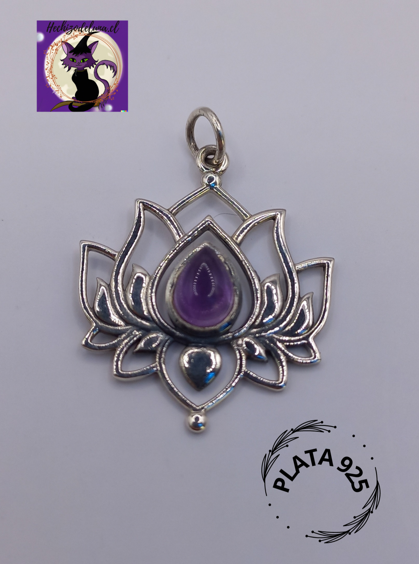 Colgante Flor de Loto piedra Amatista con Cadena de Plata 50 cm.