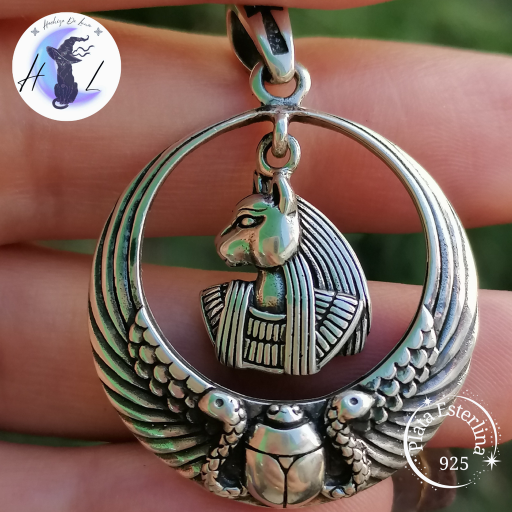 Colgante Bastet Diosa Egipcia con Cadena de Plata 50 cm.
