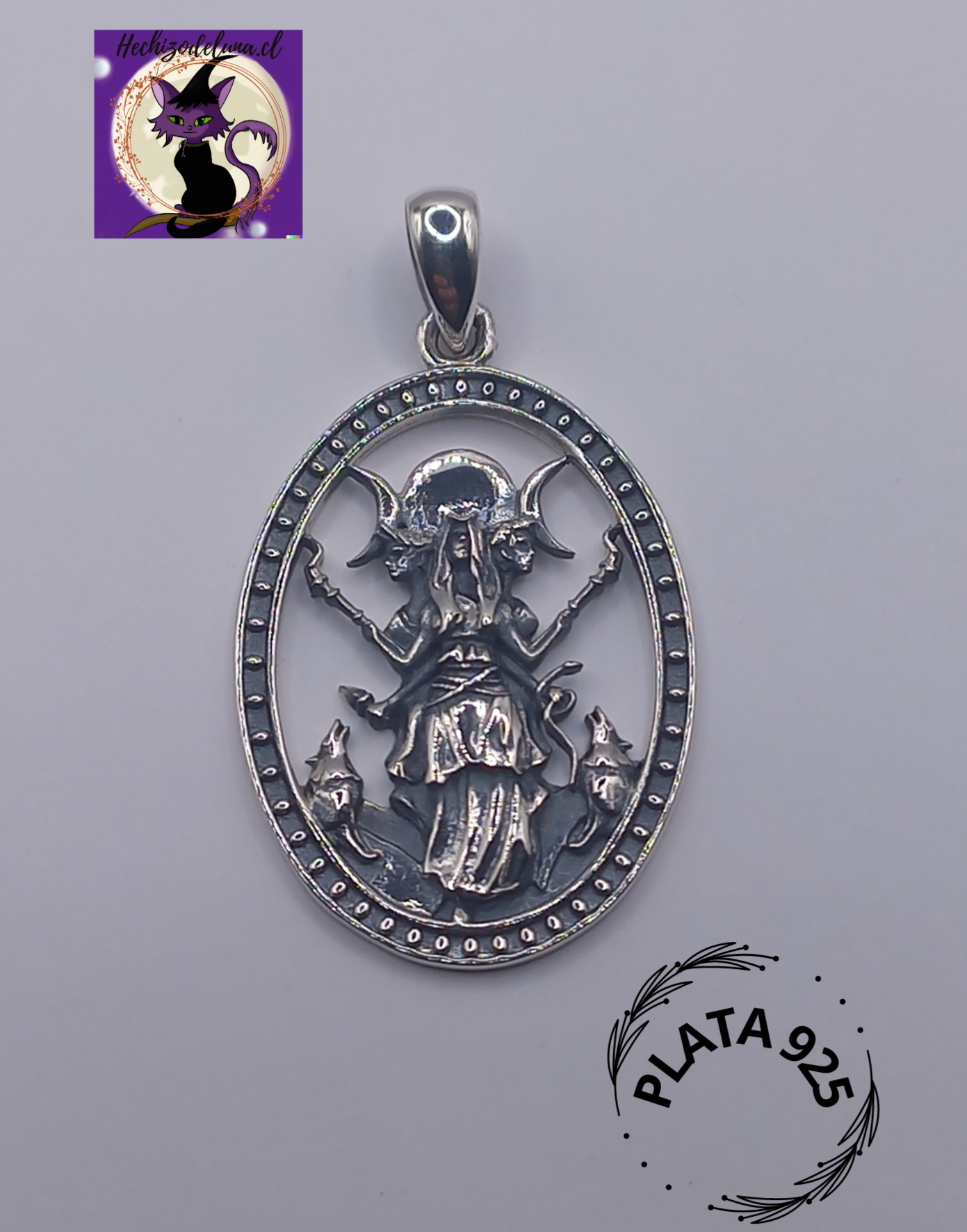 Colgante Triple Diosa con Cadena de Plata de 50 cm.