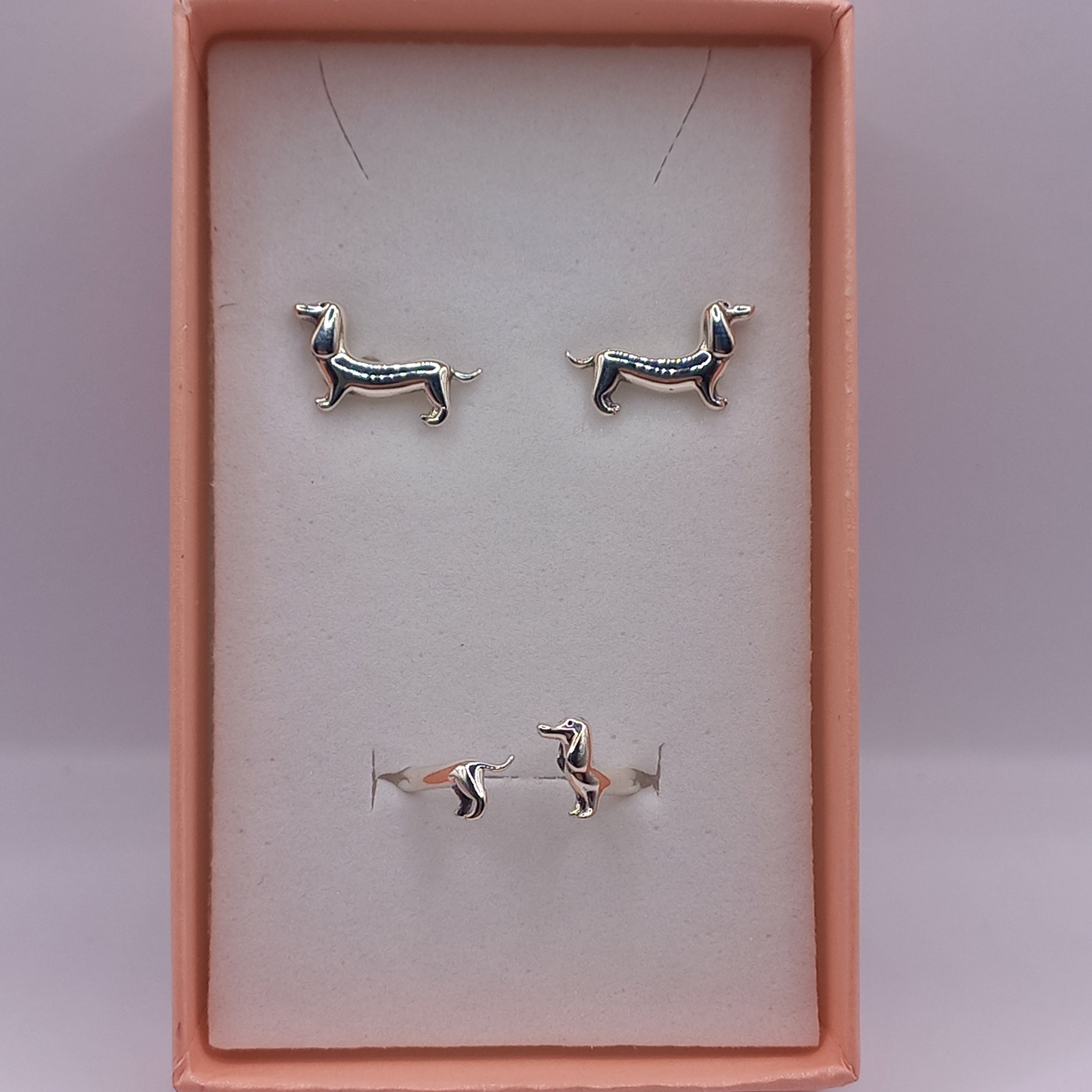 Conjunto Anillo Ajustable + Aros de Dachshund de Plata.