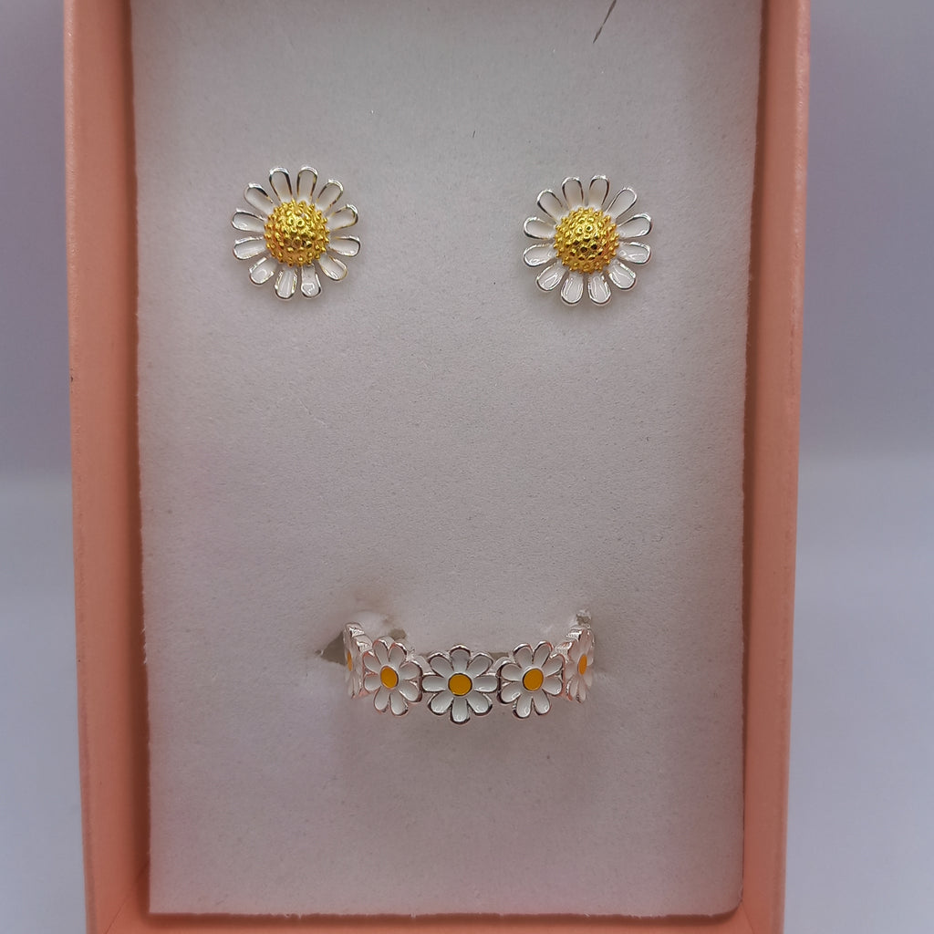 Conjunto Anillo Ajustable + Aros de Margaritas de Plata.