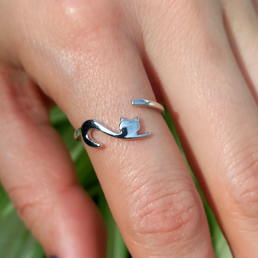 Anillo Ajustable de plata 925  Gato cola larga.