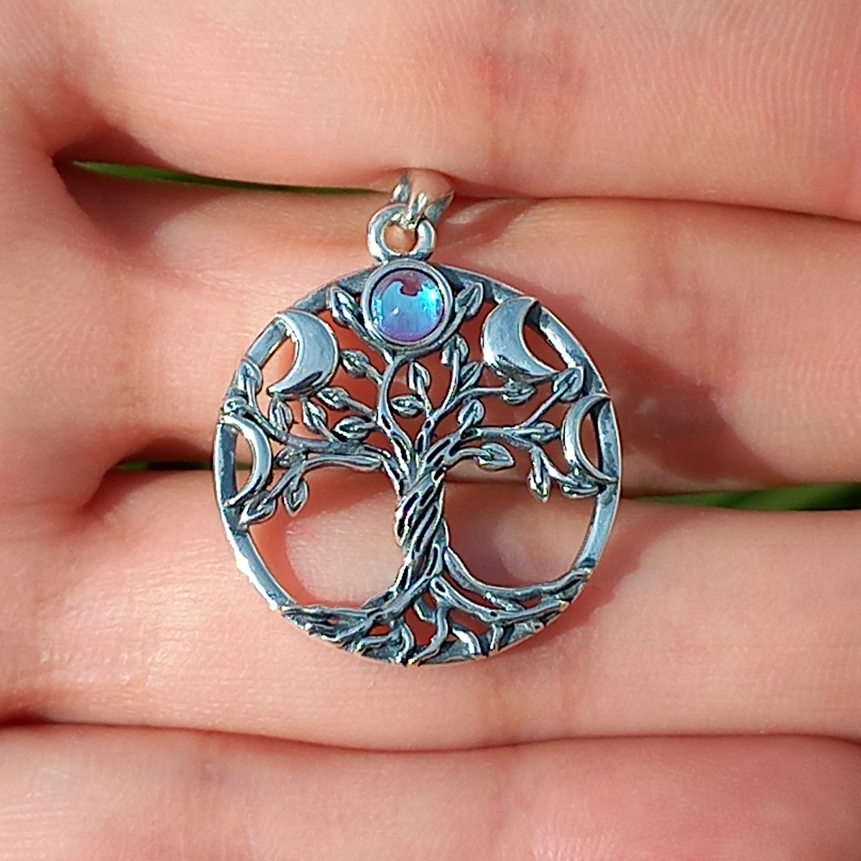 Colgante Árbol de la Vida con Piedra y Triple Luna con Cadena de Plata 50 cm.