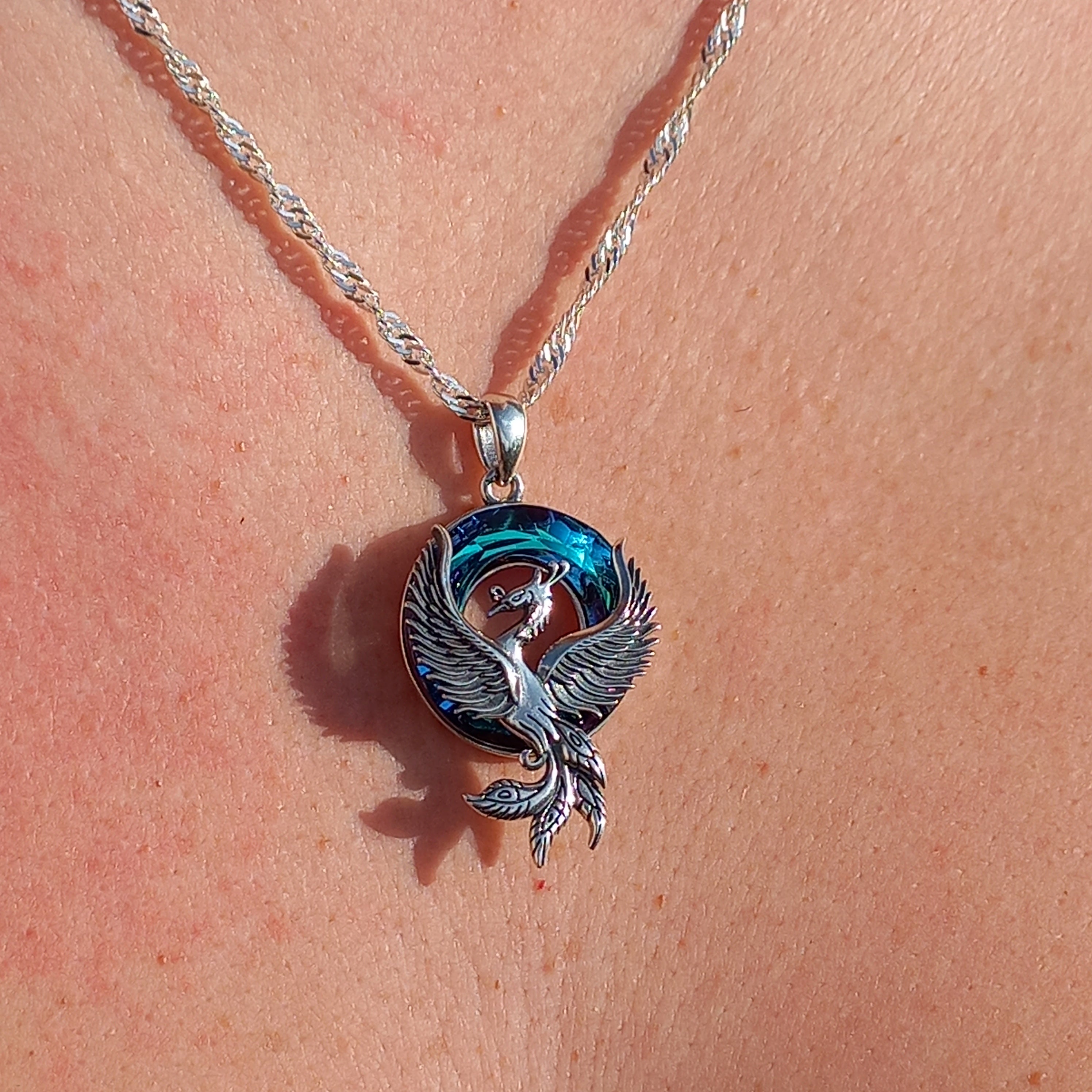 Colgante Ave Fenix con Cristal Austriaco y Cadena de Plata 50 cm.