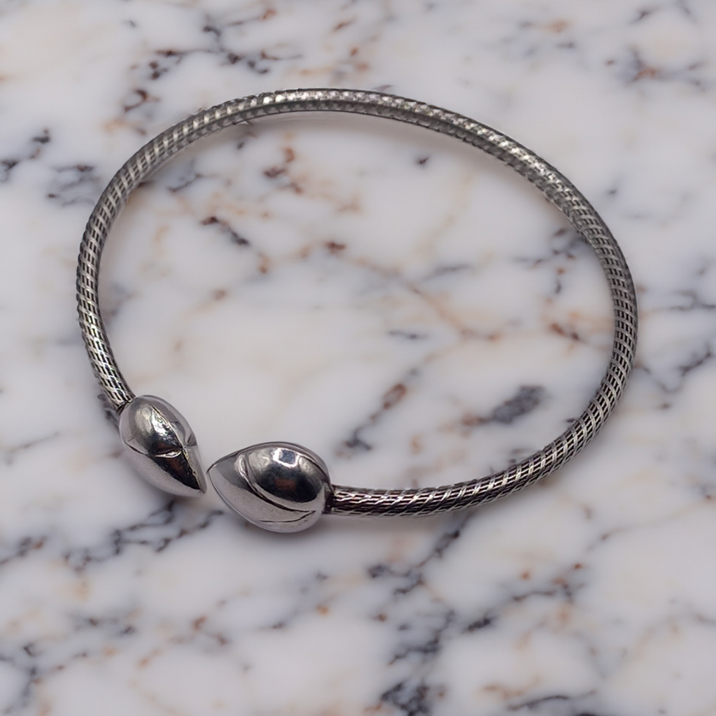 Pulsera Esclava Ajustable de Plata.
