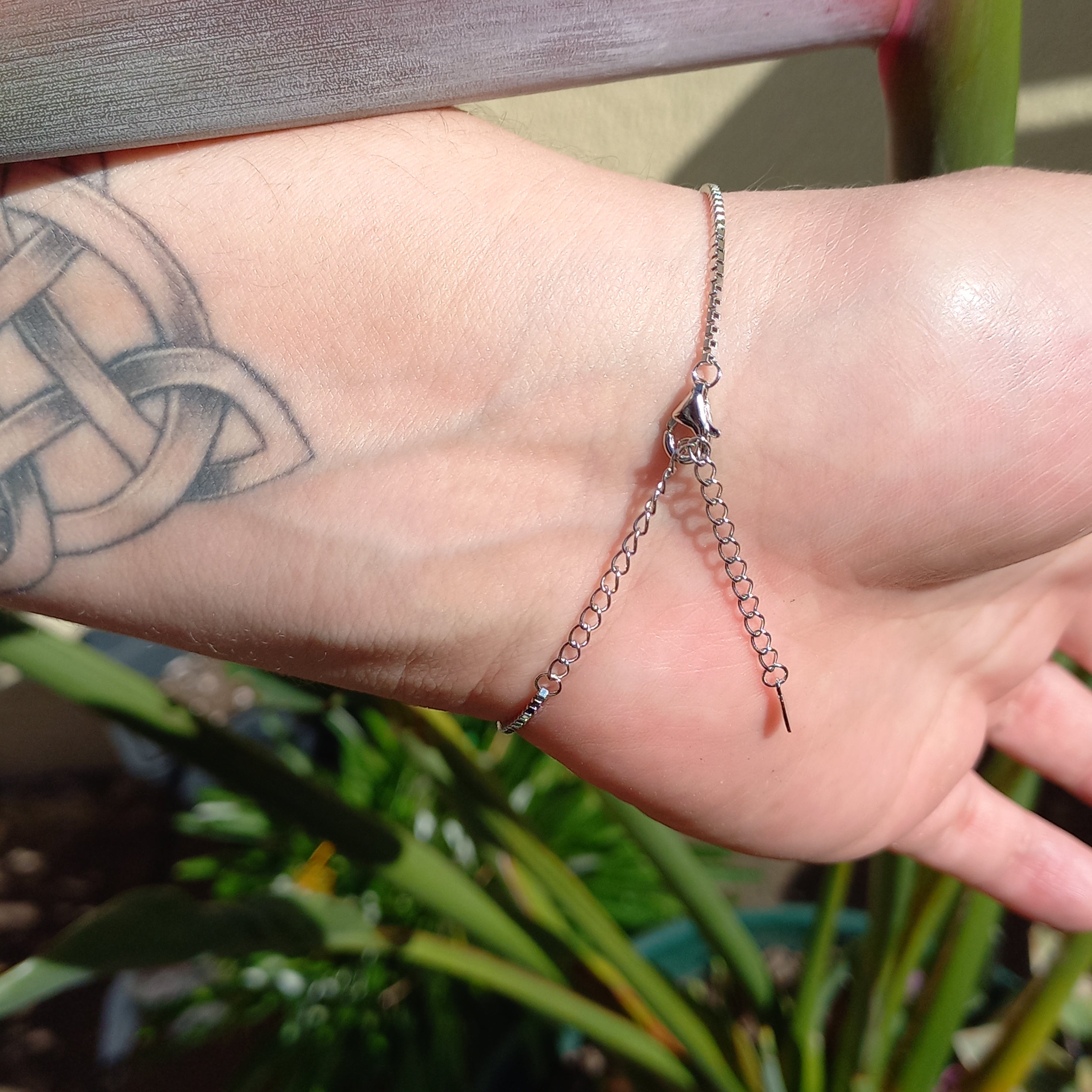 Pulsera de Serpiente Ajustable de Plata.
