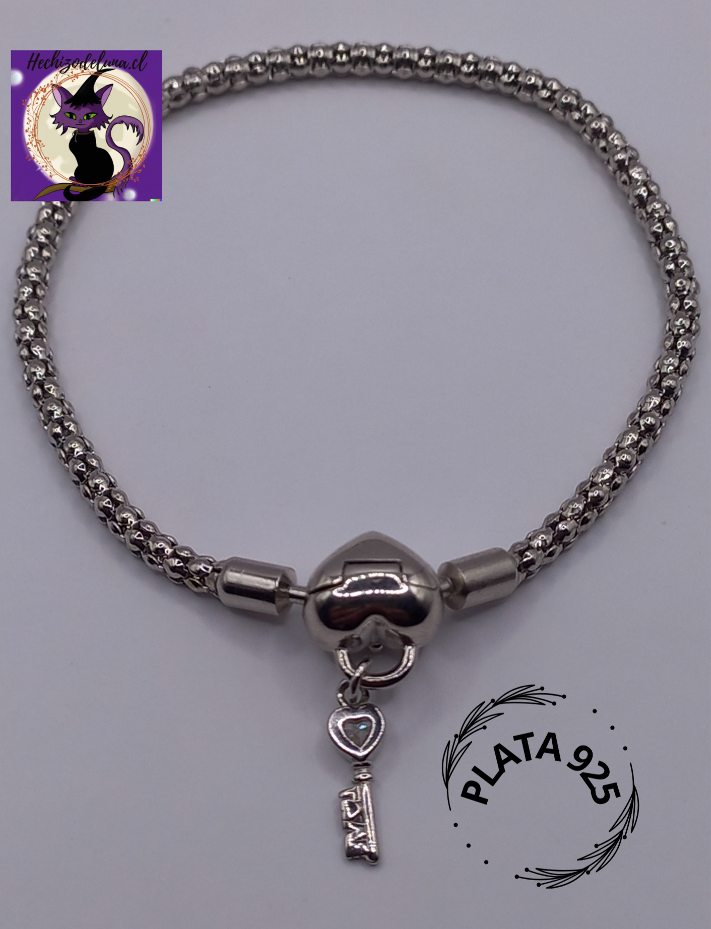 Pulsera Corazón con cierre de Llave Plata.