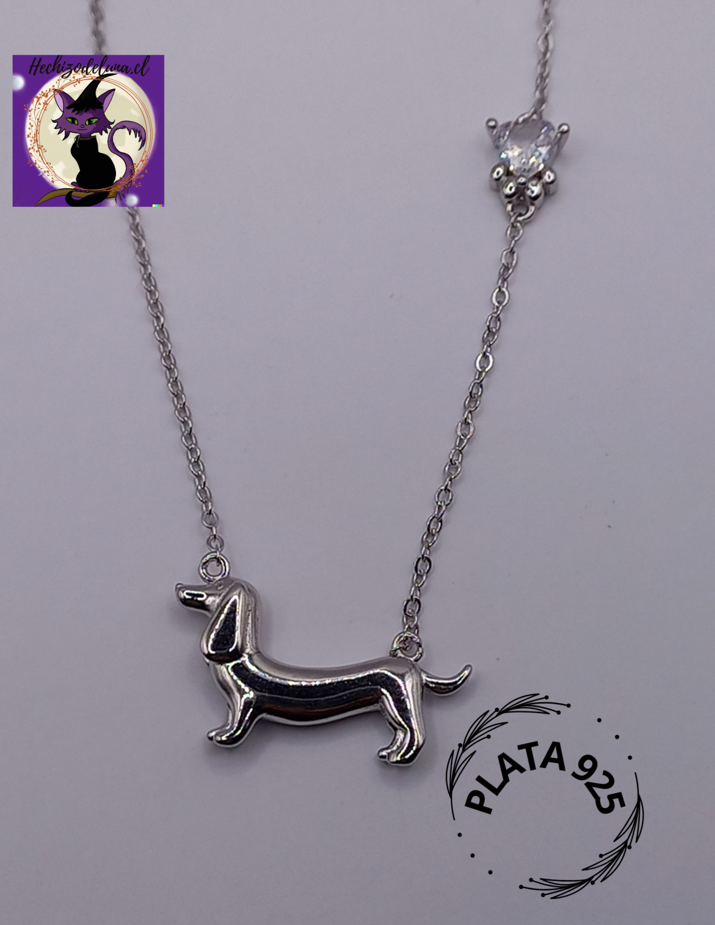 Collar Dachshund de Plata con Circonita.