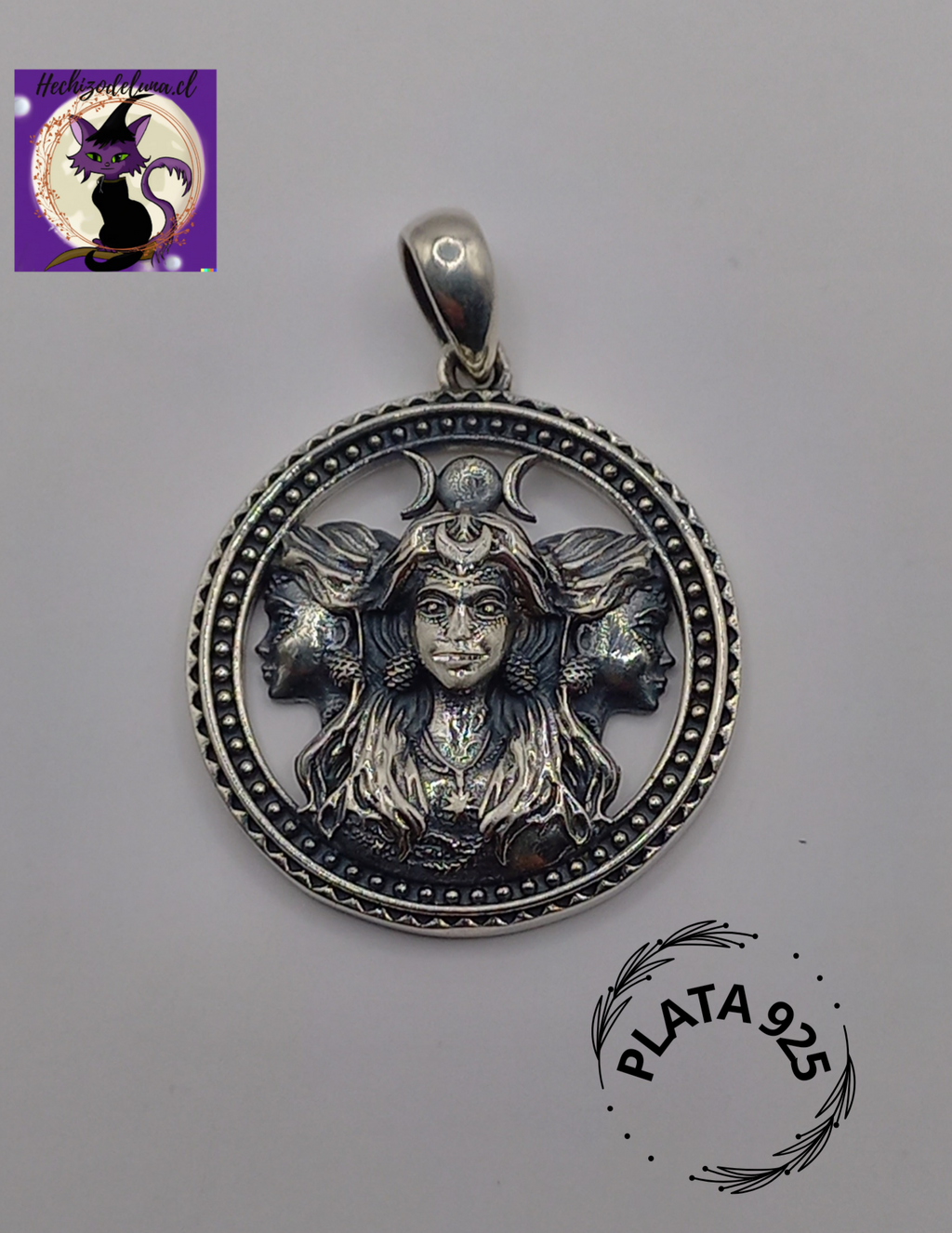 Colgante Triple Diosa con Cadena de Plata 50 cm.