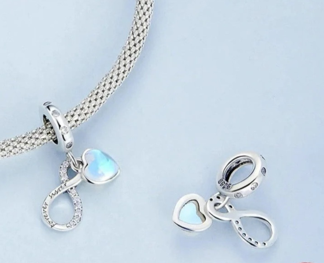 Charms o Colgantes De Plata Con Piedra Lunar