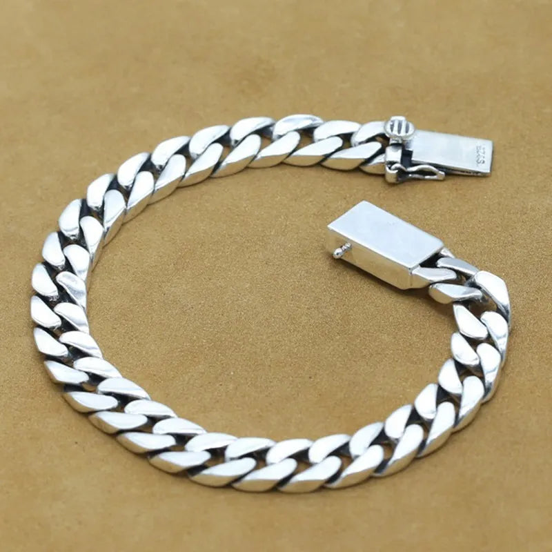 Pulsera Eslabón Martillado de Plata.