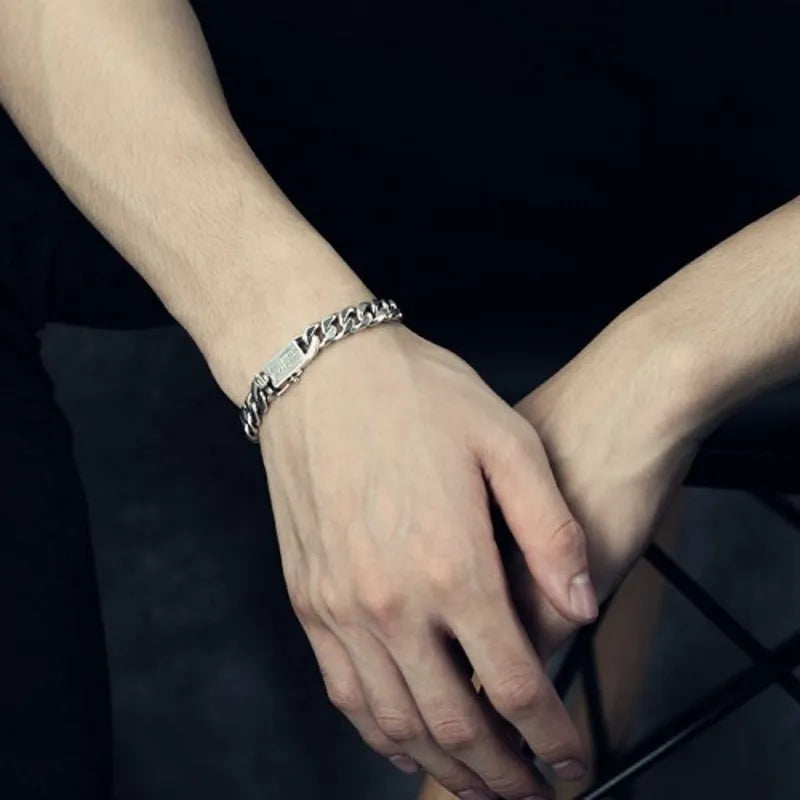 Pulsera Eslabón Martillado de Plata.