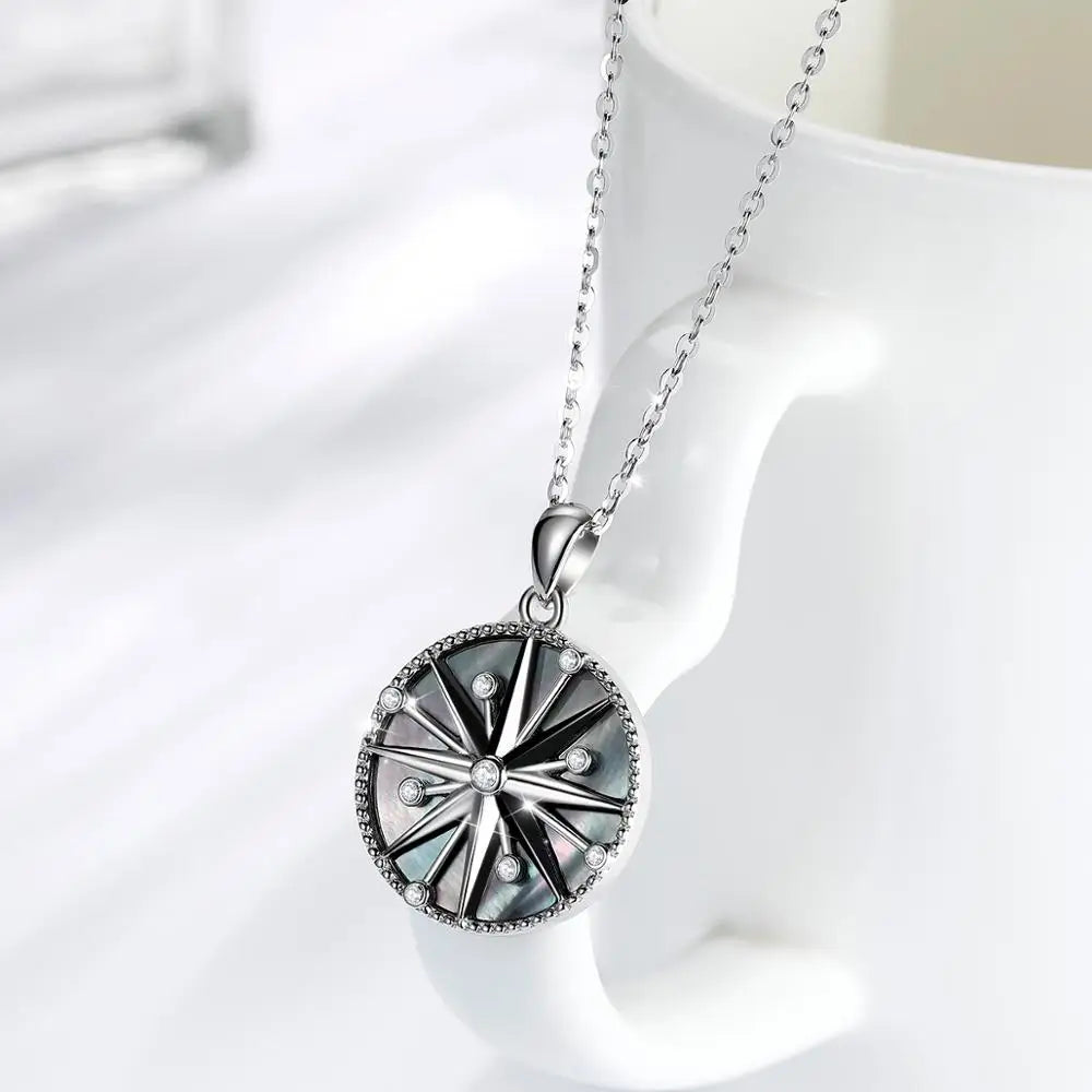 Colgante Estrella del Norte de Plata.