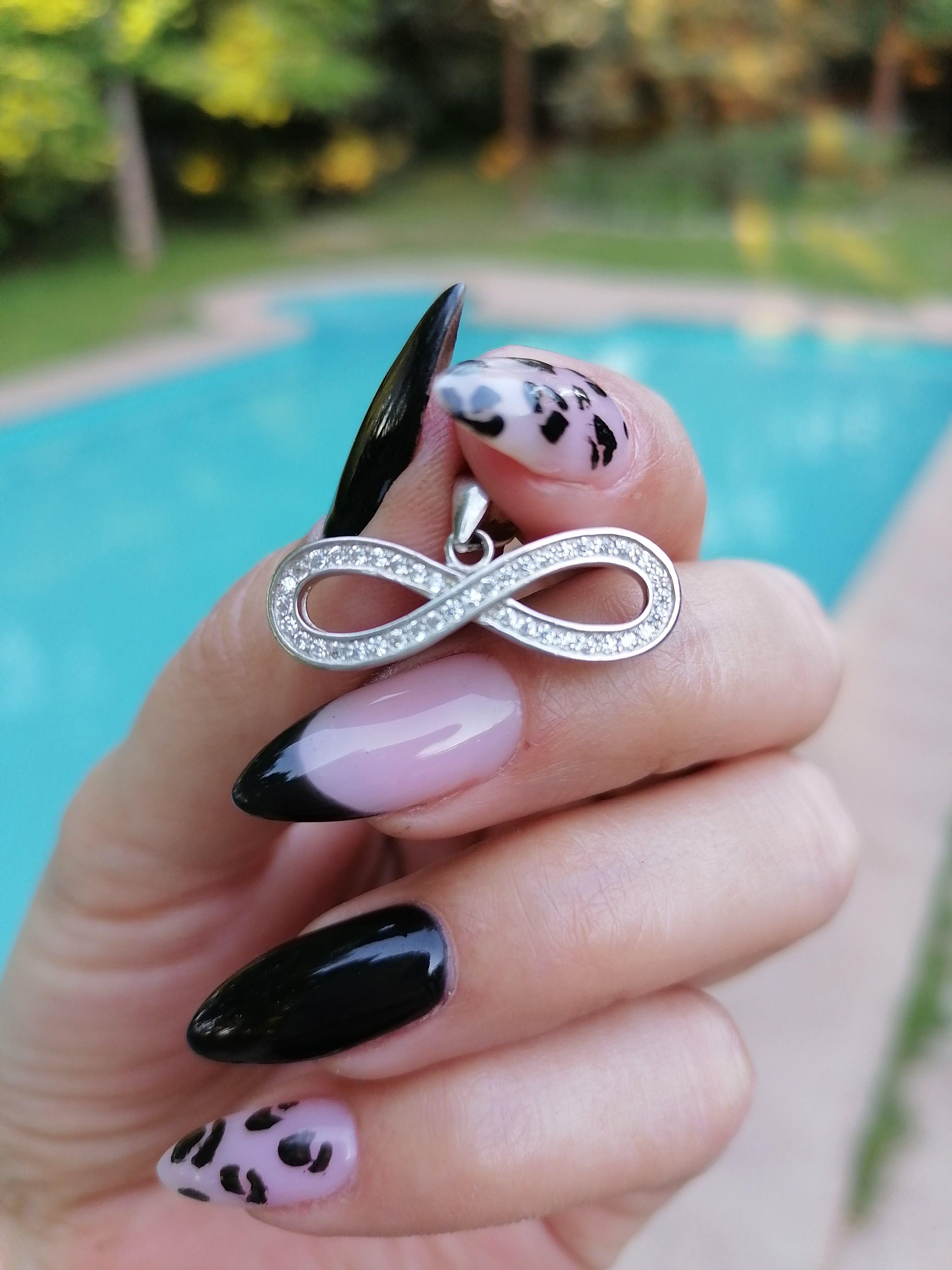 Colgante Infinito con Cadena de Plata de 50 cm.