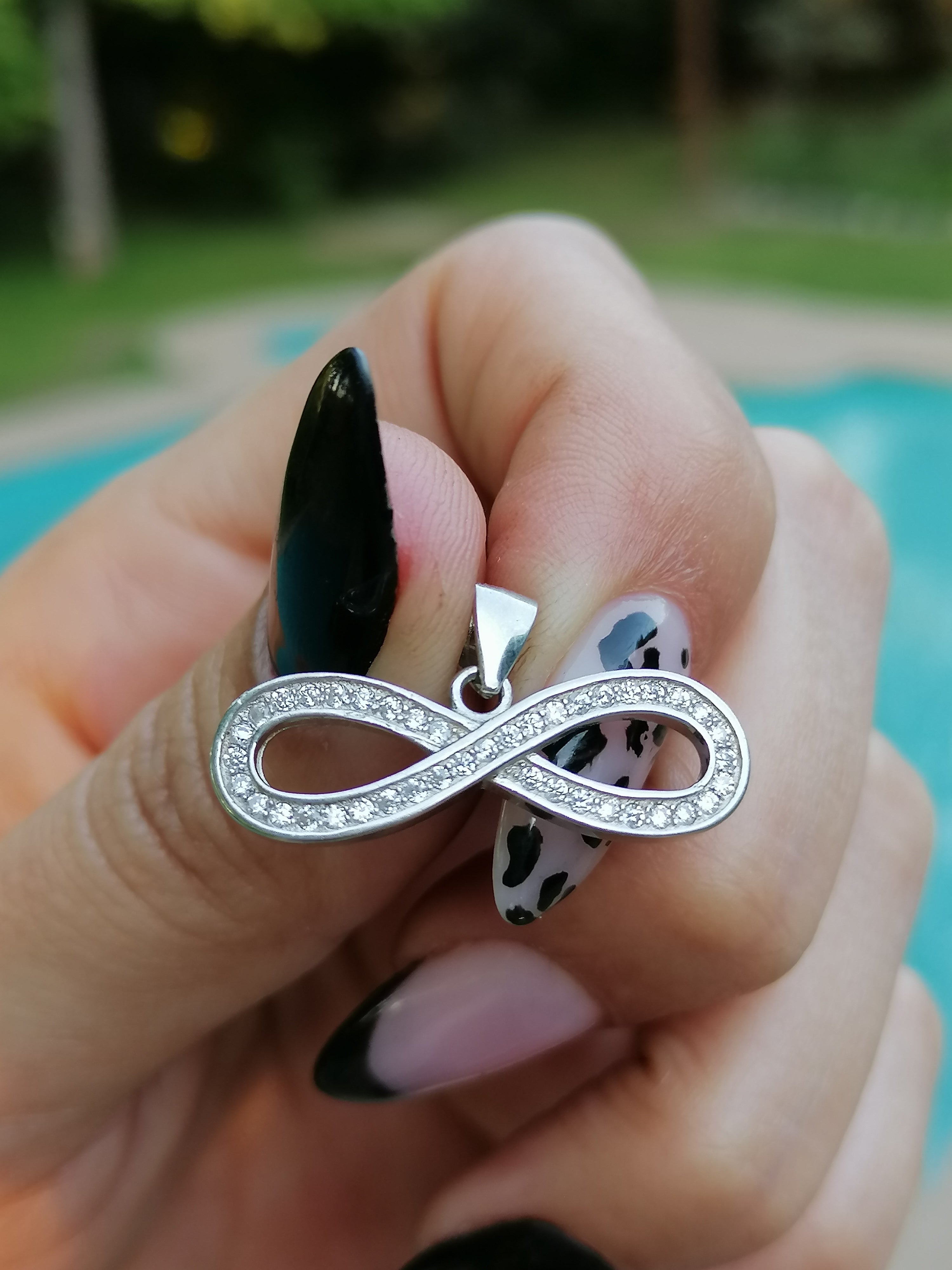 Colgante Infinito con Cadena de Plata de 50 cm.