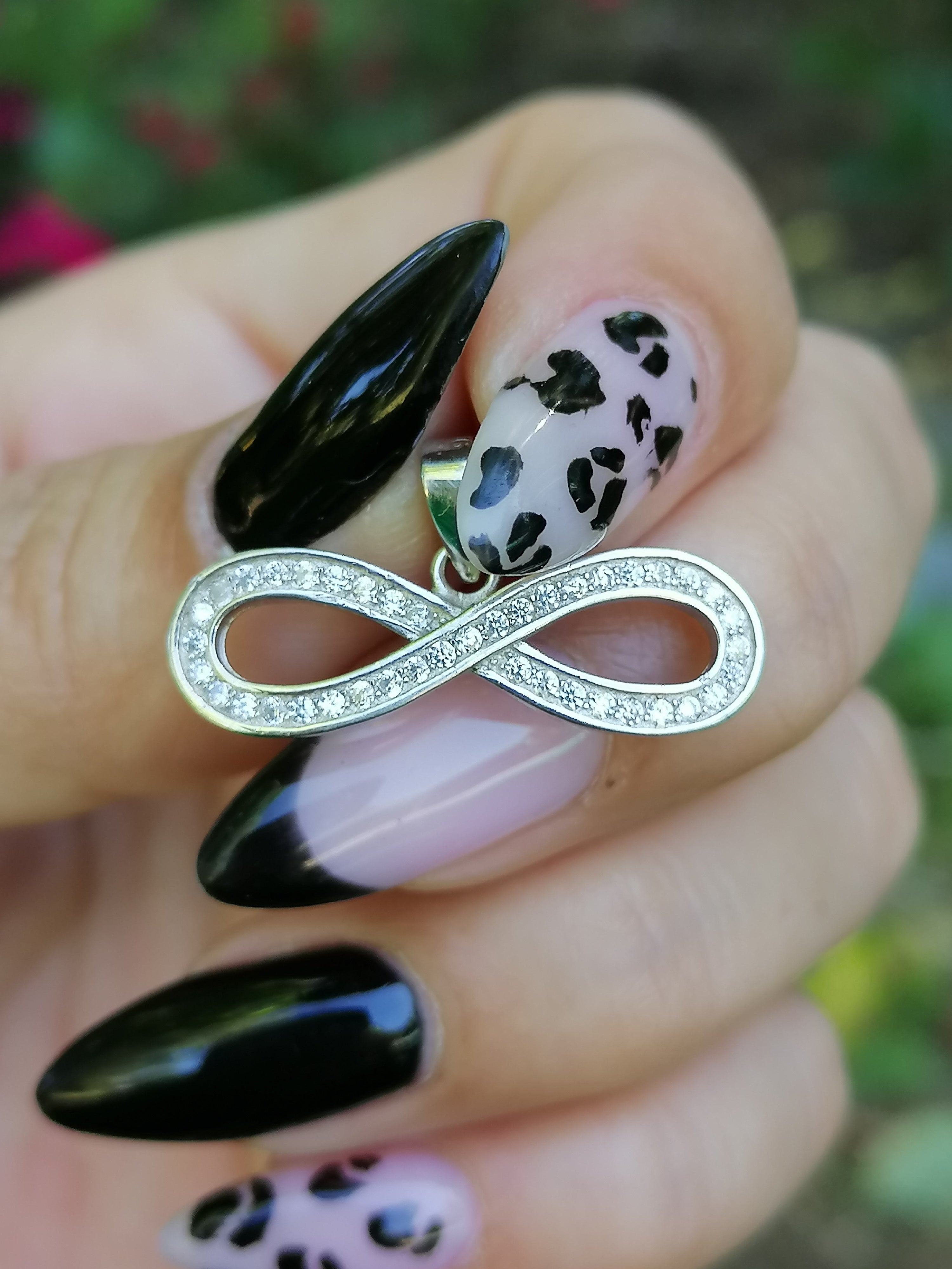 Colgante Infinito con Cadena de Plata de 50 cm.