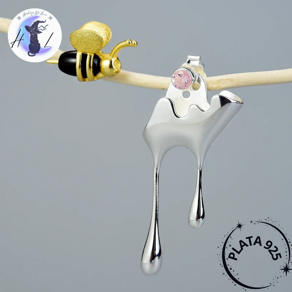 Aros Asimétricos Con Diseño De Abeja Y Miel De Plata.