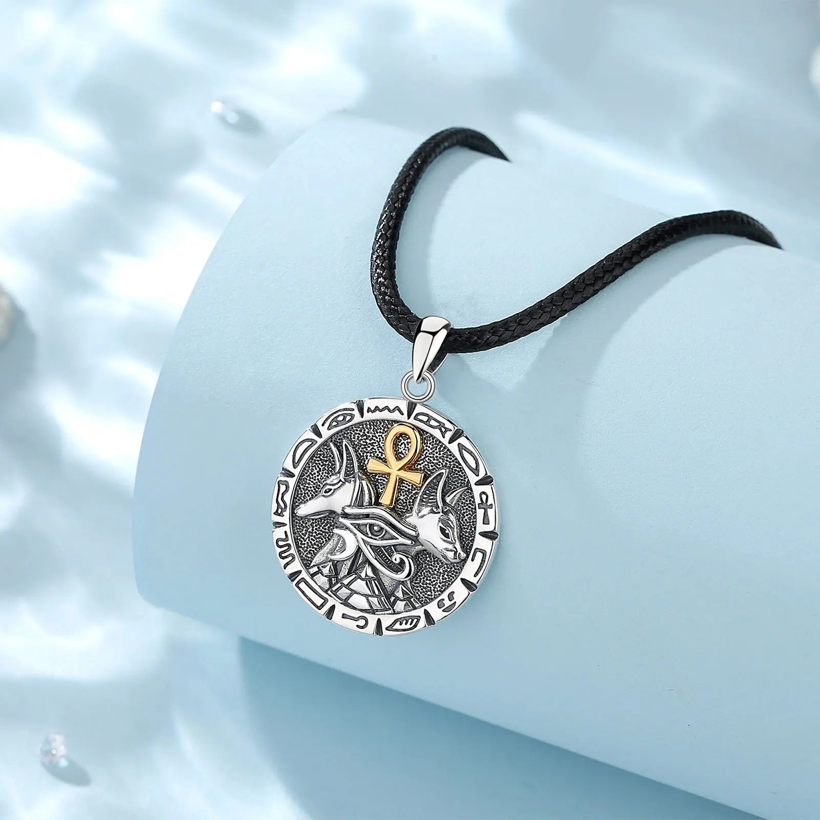 Colgante Anubis y Bastet Dioses Egipcios de Plata.