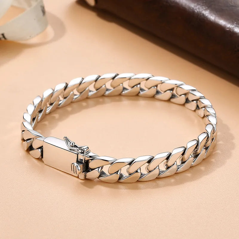 Pulsera Eslabón Martillado de Plata.