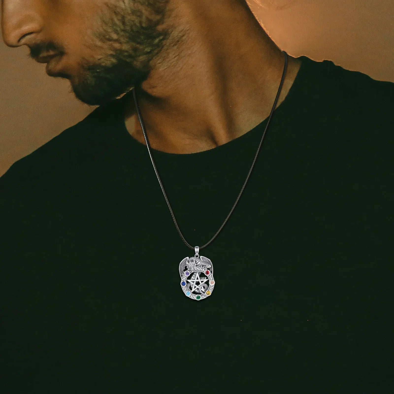 Colgante De Plata Y Circón, Diseño De Dragón Con Pentáculo 7 Chakras.