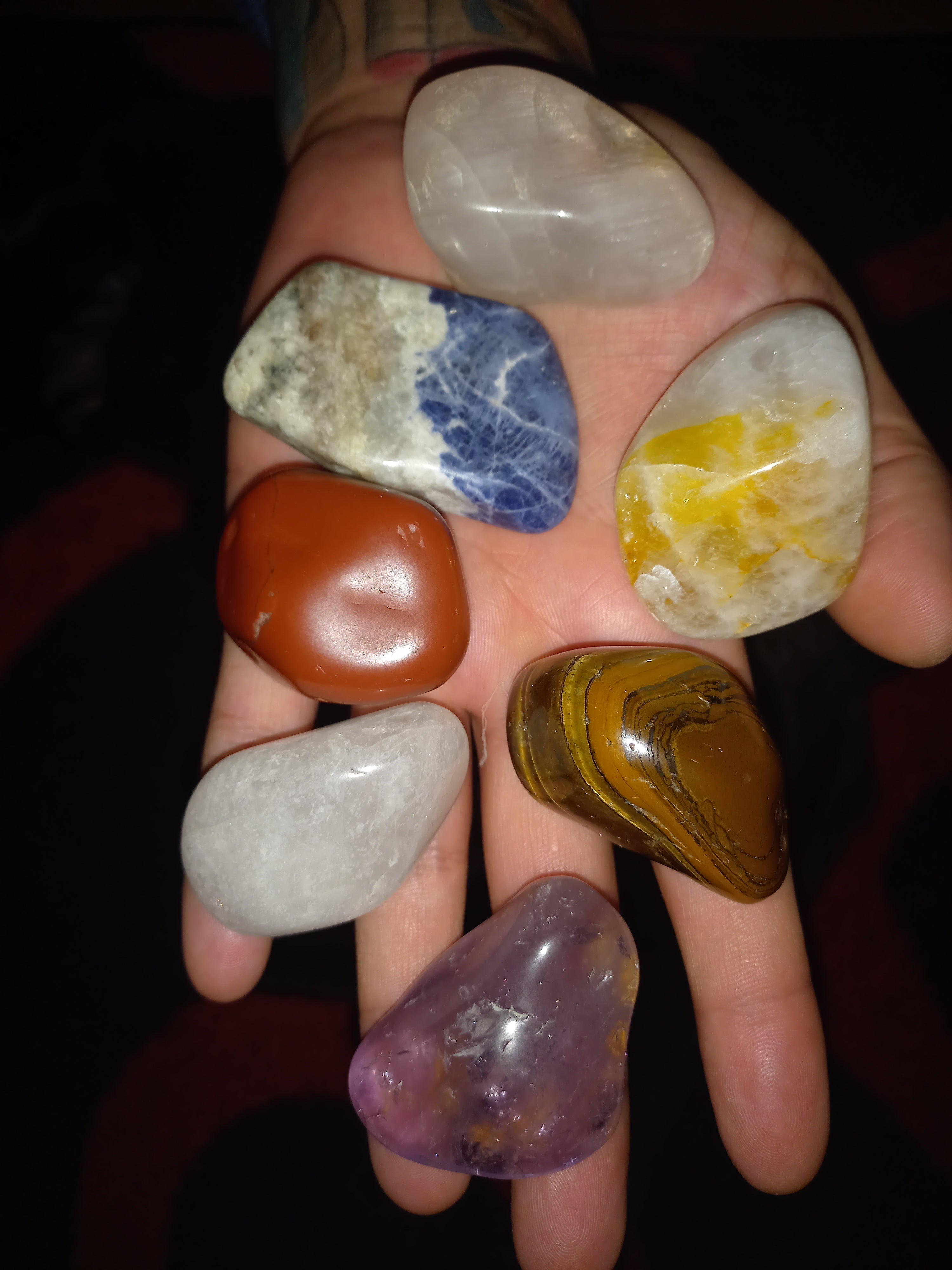 Set de Piedras 7 Chakras Semipulidas Con Bolsa de Pentagrama