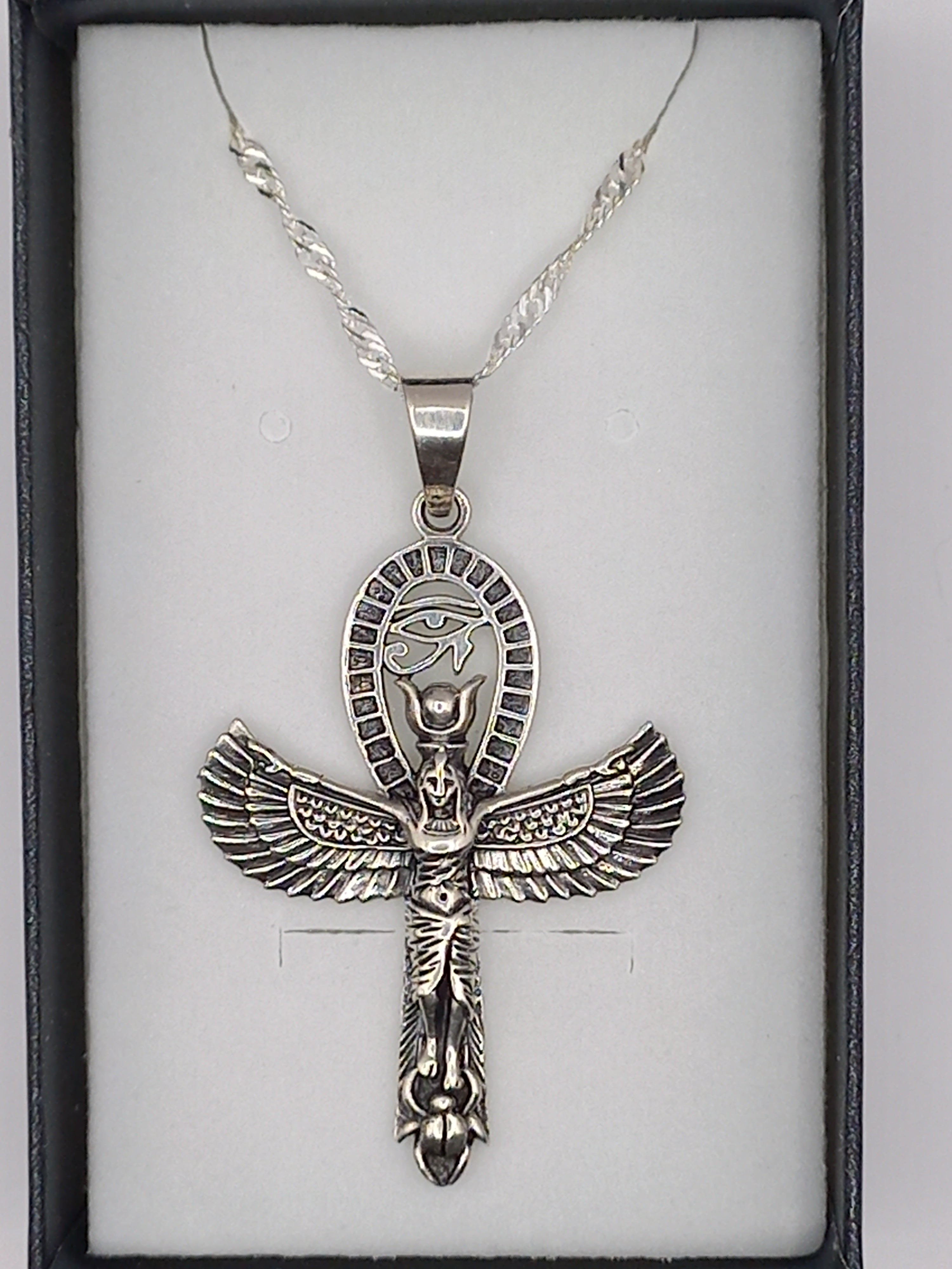 Colgante Isis Diosa Egipcia con Cadena de Plata 50 cm.