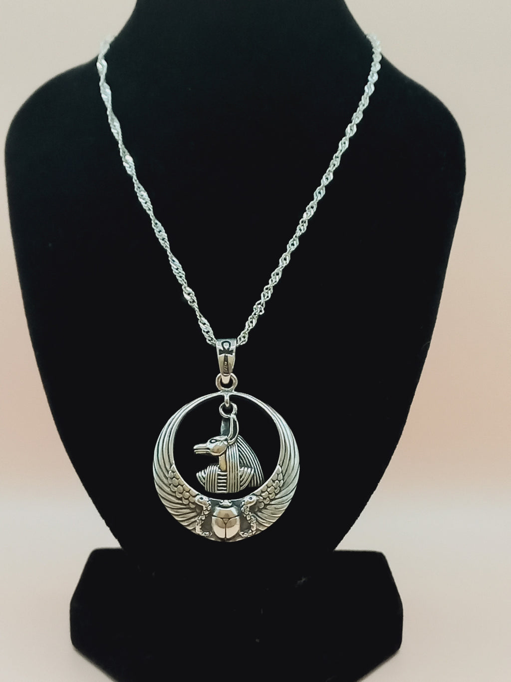 Colgante Anubis Dios Egipcio con Cadena de Plata 50 cm.