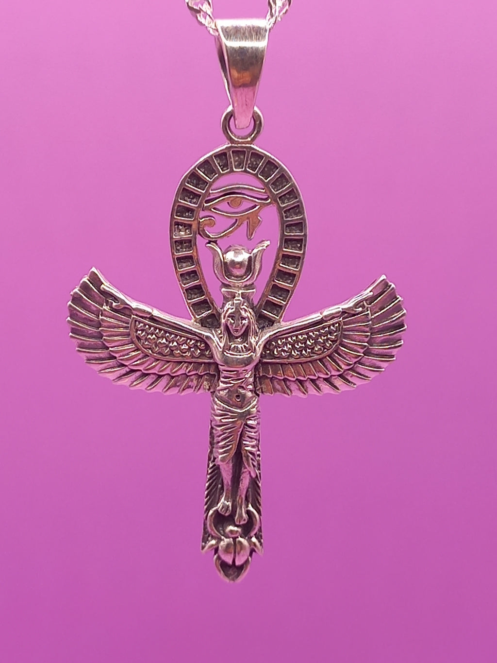 Colgante Isis Diosa Egipcia con Cadena de Plata 50 cm.
