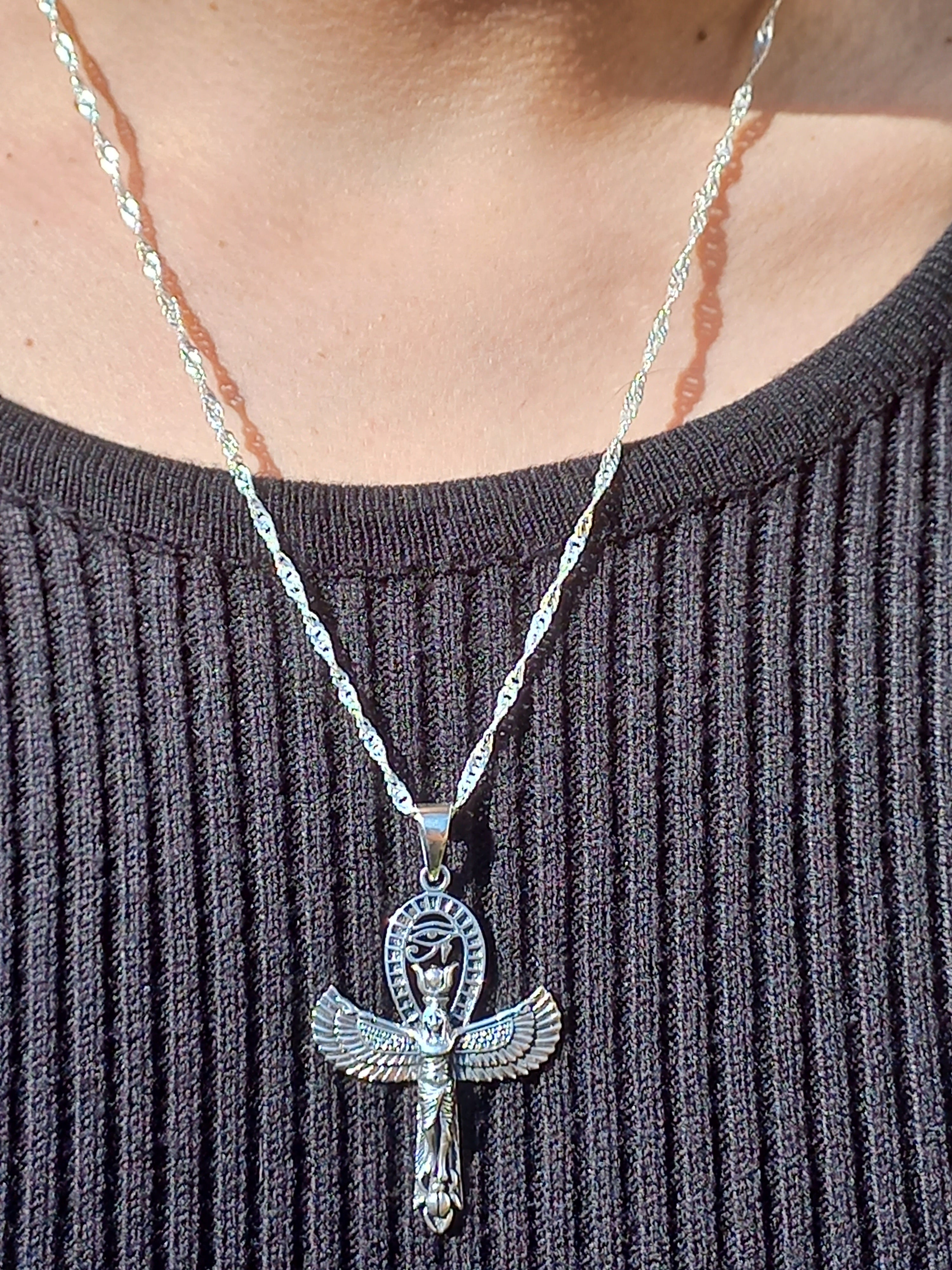 Colgante Isis Diosa Egipcia con Cadena de Plata 50 cm.