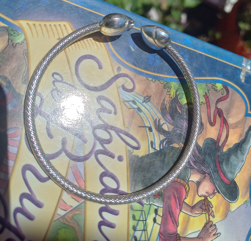 Pulsera Esclava Ajustable de Plata.