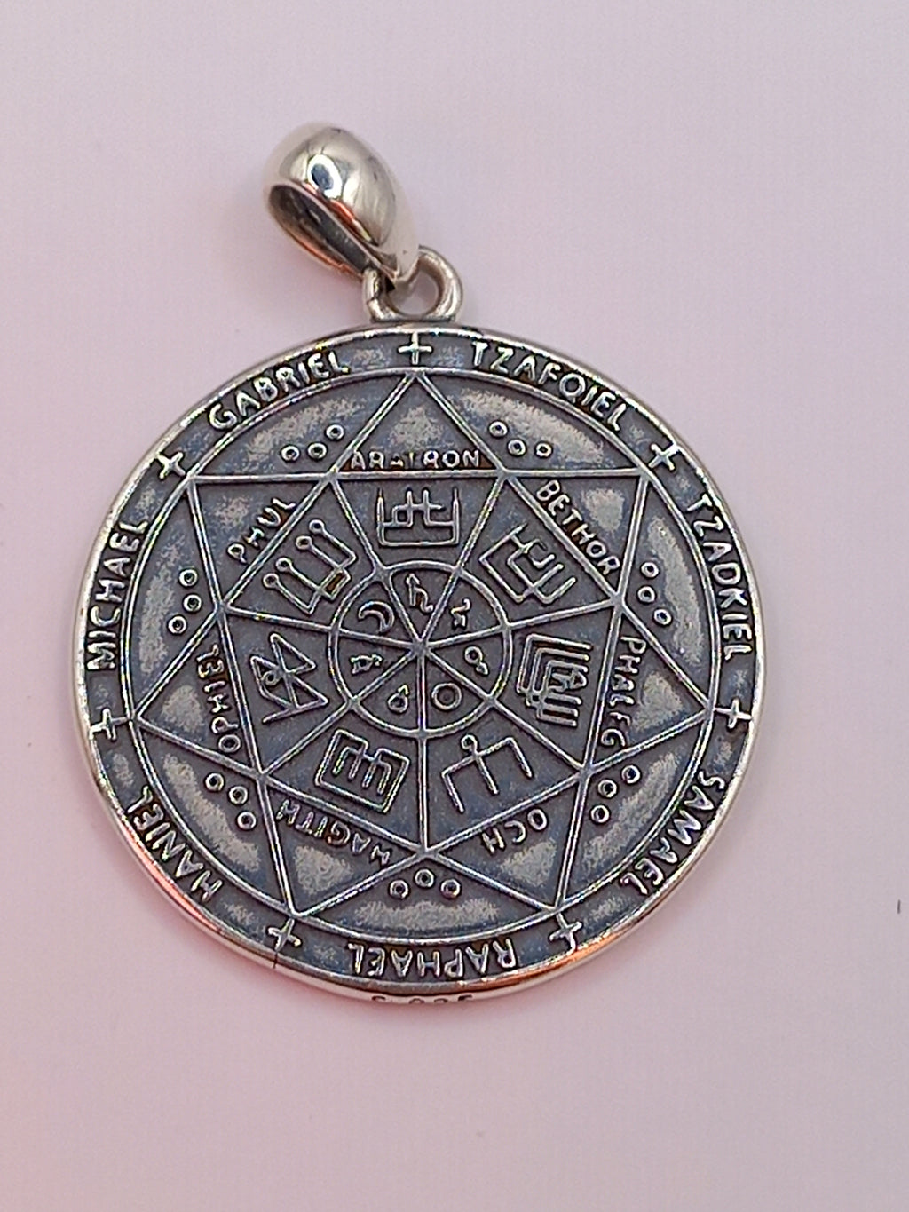 Colgante Los Siete Arcángeles con Cadena de Plata 50 cm.
