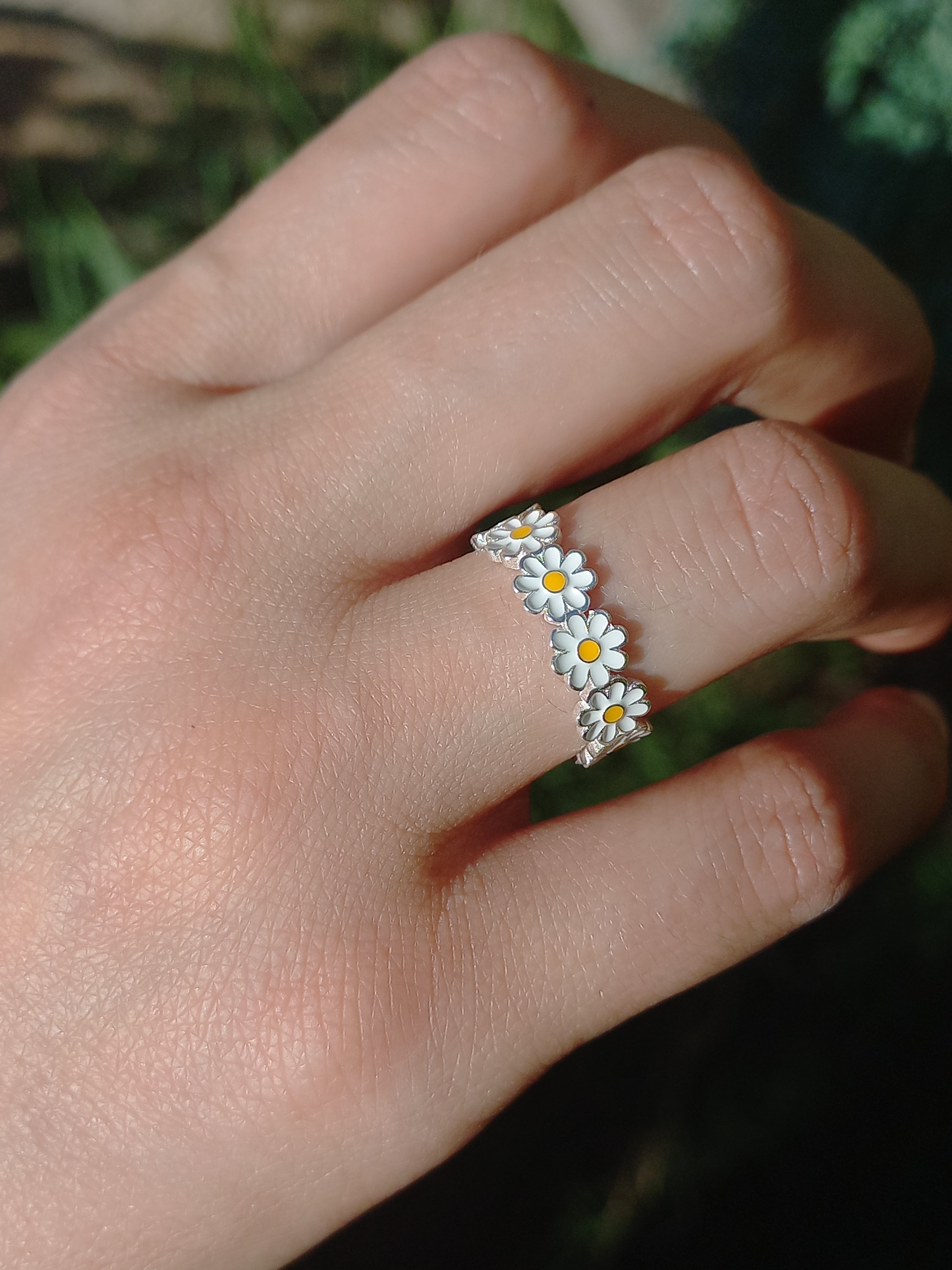 Conjunto Anillo Ajustable + Aros de Margaritas de Plata.