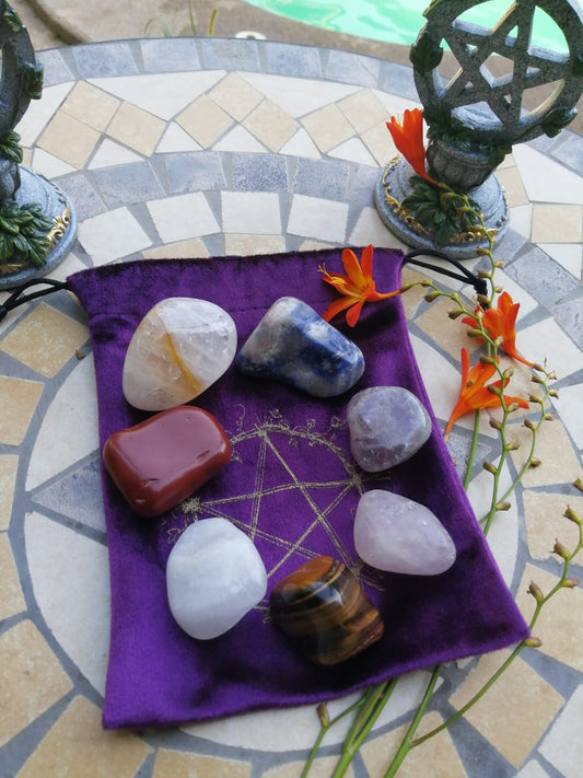 Set de Piedras 7 Chakras Semipulidas Con Bolsa de Pentagrama