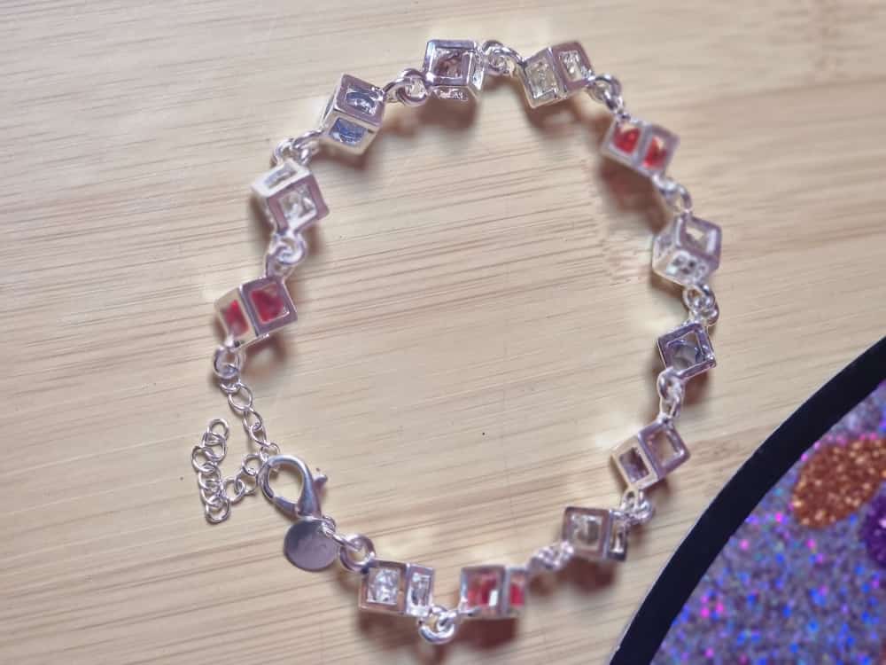 Pulsera Arcoiris Cuadrada de Plata con Circones.