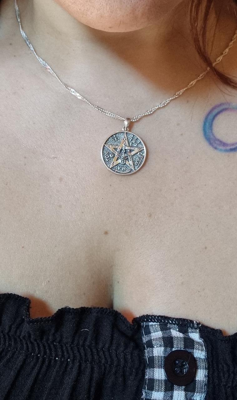 Colgante Tetragrámaton con Cadena de Plata 50 cm.