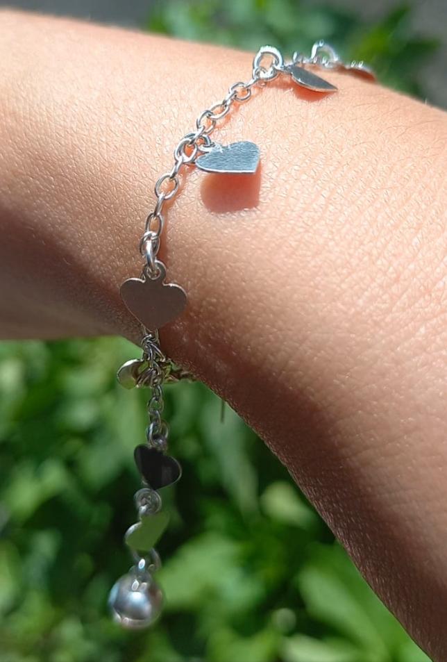 Pulsera de Corazones de Plata.